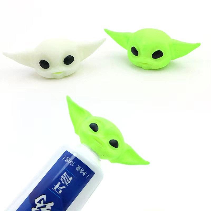 Baby Yoda Tampa Pasta De Dente - PAGUE 1 LEVE 2